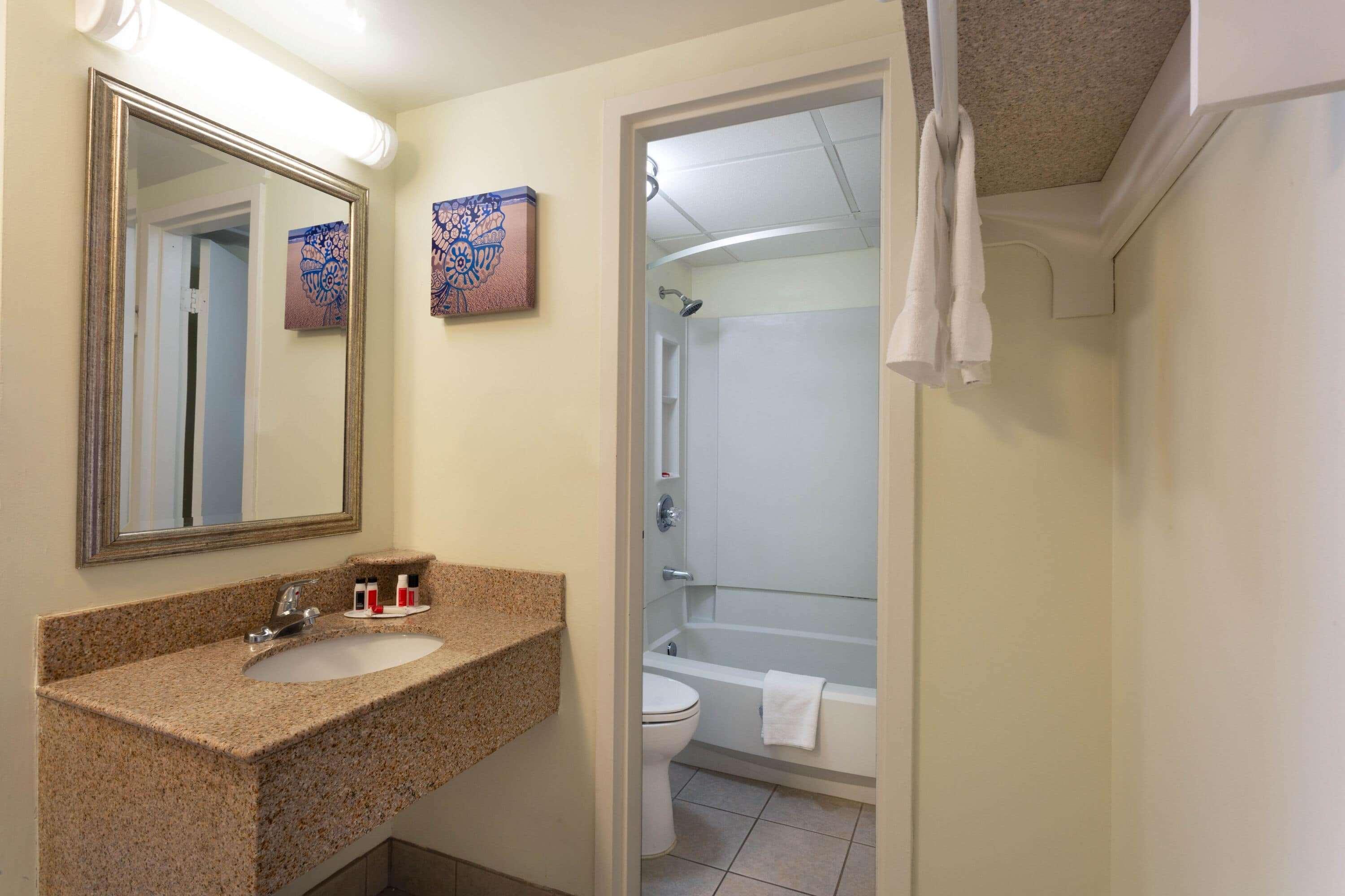 Ramada Plaza By Wyndham Virginia Beach Oceanfront Exterior foto