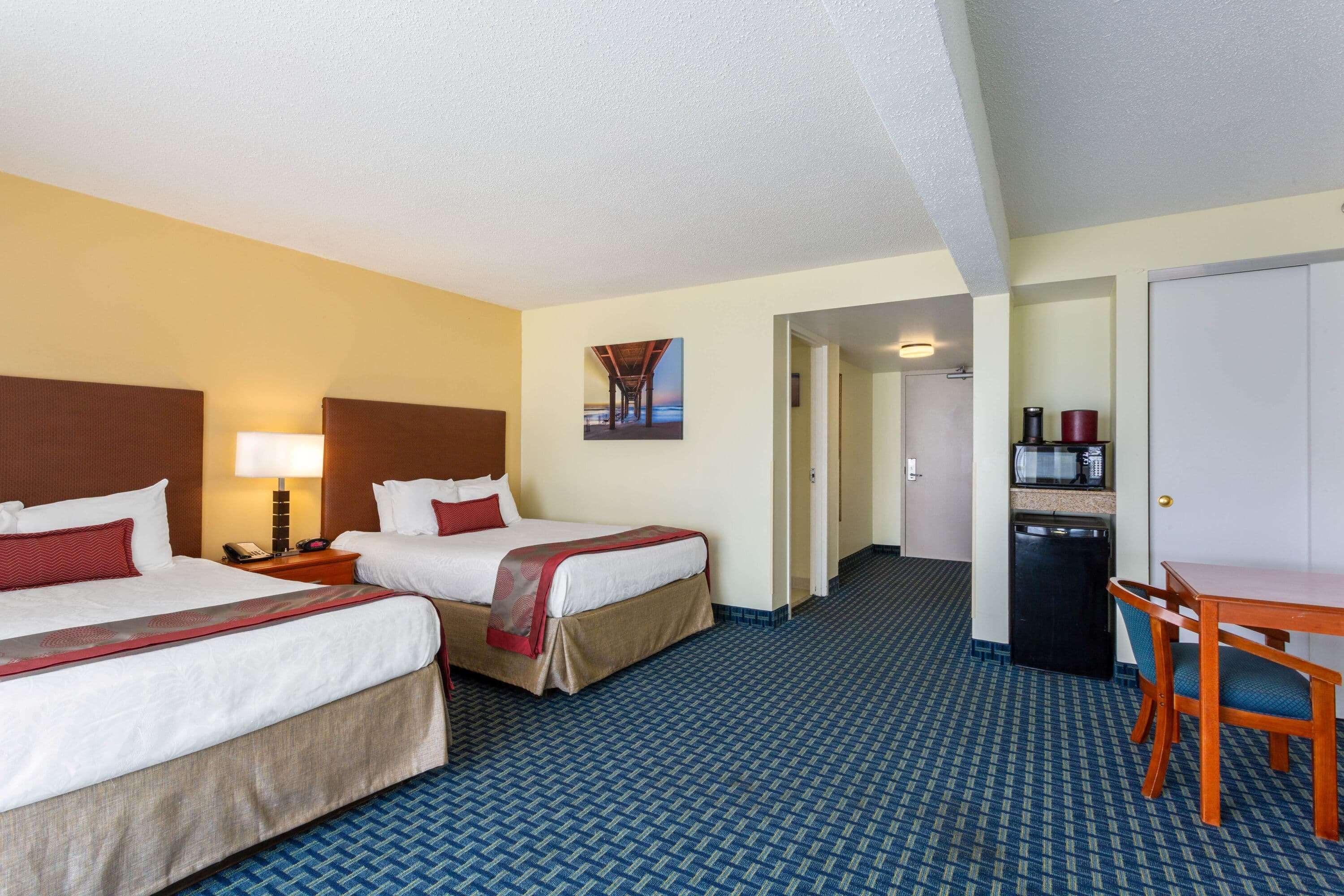 Ramada Plaza By Wyndham Virginia Beach Oceanfront Exterior foto