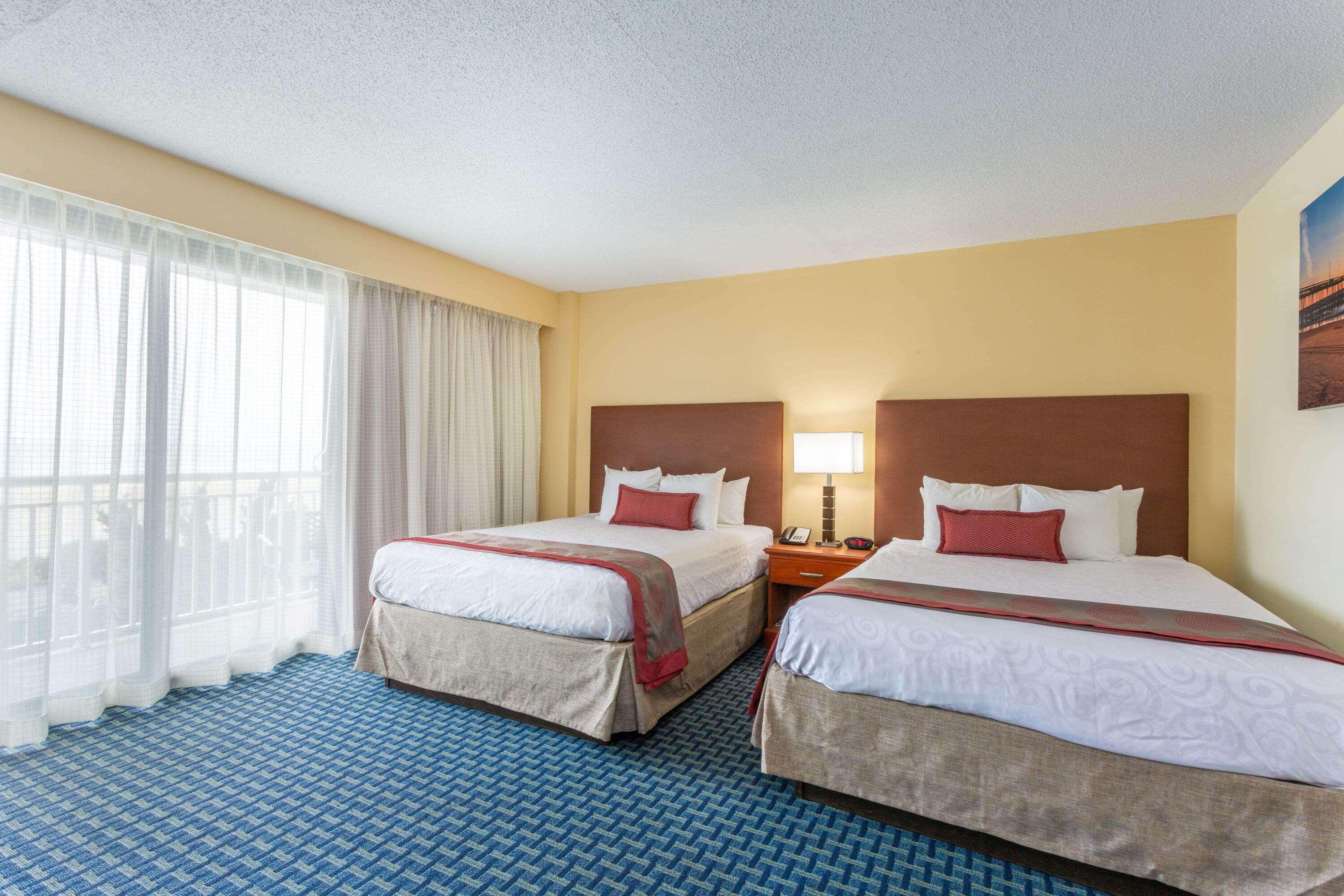 Ramada Plaza By Wyndham Virginia Beach Oceanfront Exterior foto