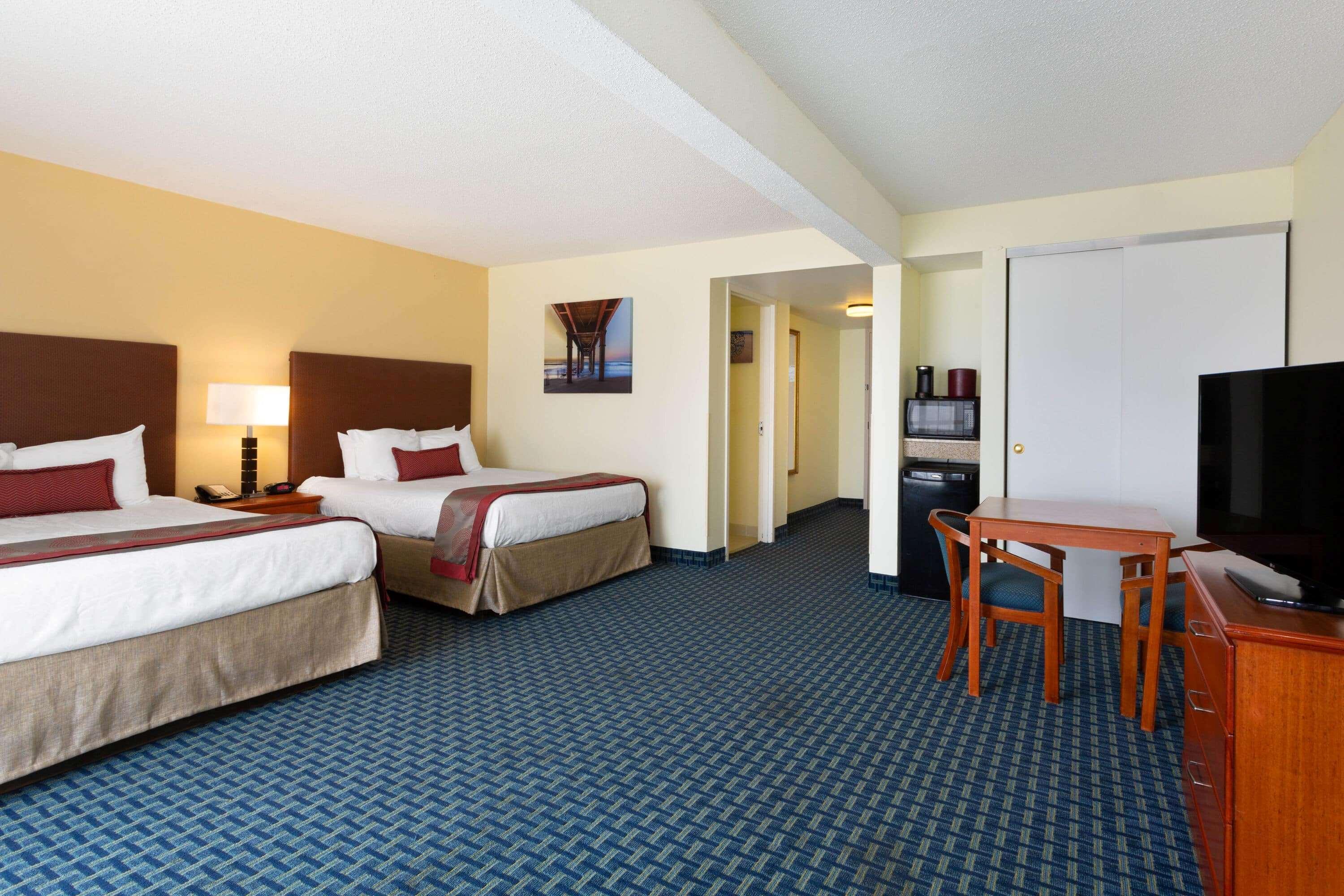 Ramada Plaza By Wyndham Virginia Beach Oceanfront Exterior foto