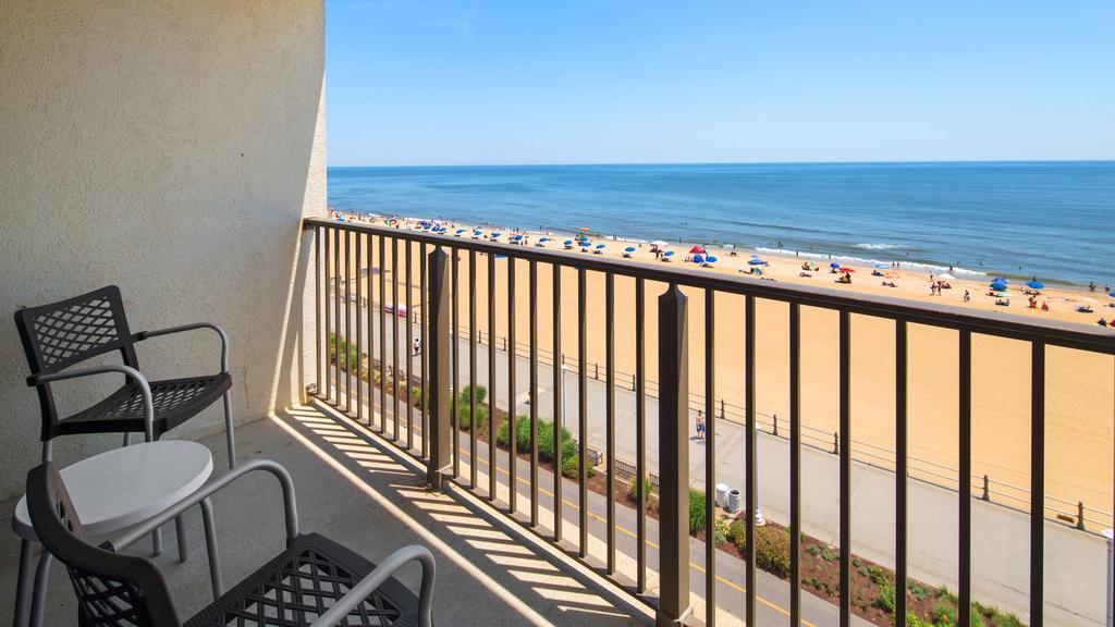 Ramada Plaza By Wyndham Virginia Beach Oceanfront Exterior foto