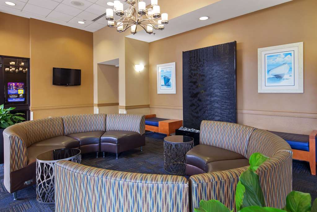 Ramada Plaza By Wyndham Virginia Beach Oceanfront Interior foto